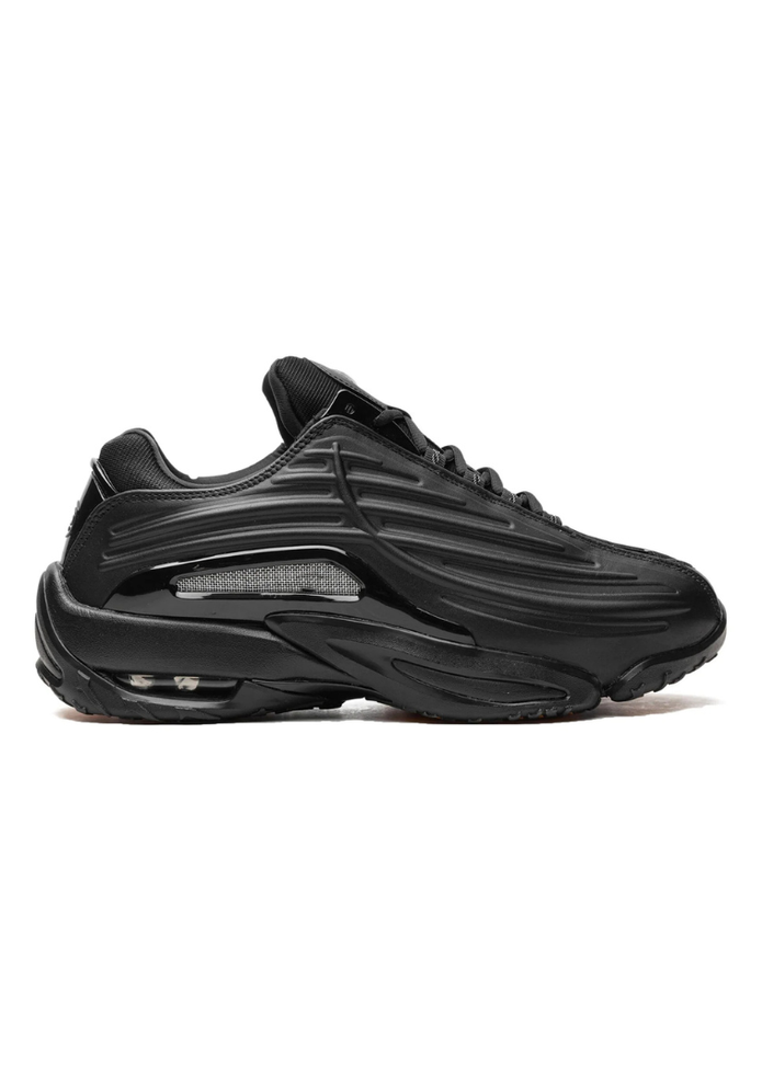 NCTA|ESSENCE SNEAKER